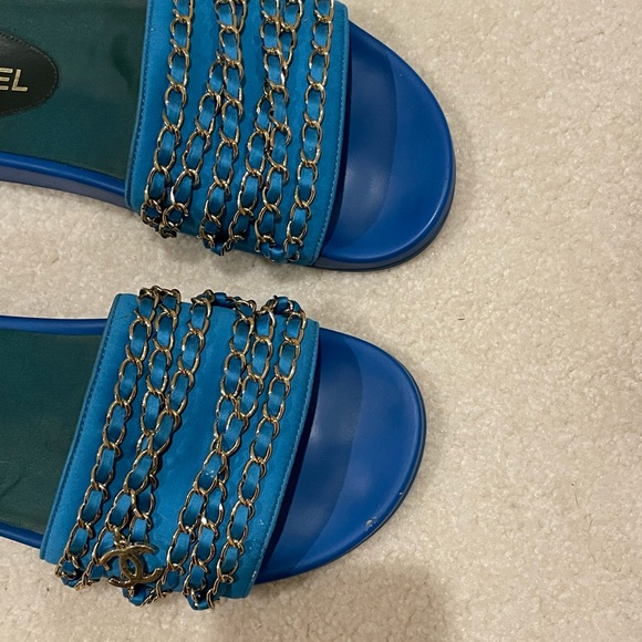 Chanel slides with gold chain 🔥💙 - Picture 2 of 10
